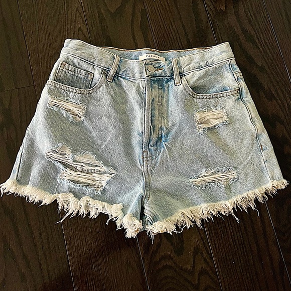 PacSun Vintage High Rise Distressed Cut-Off Jean Shorts - Picture 14 of 15